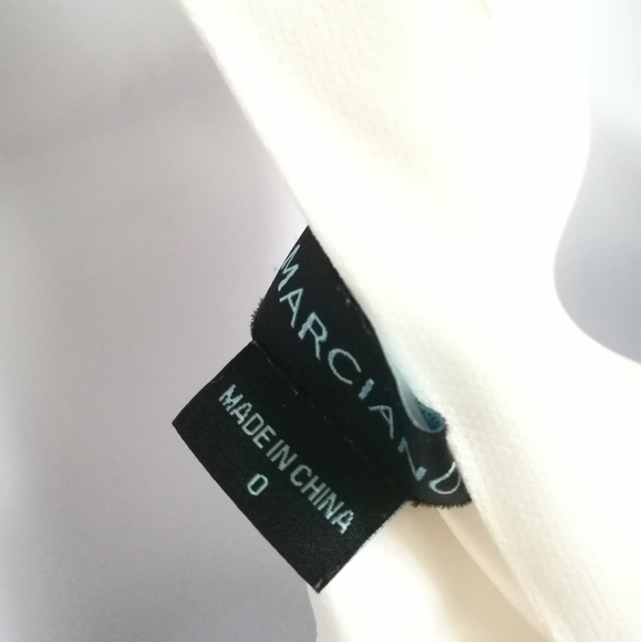 0 MARCIANO White Dress with Gold Chain Neckline - Picture 6 of 10